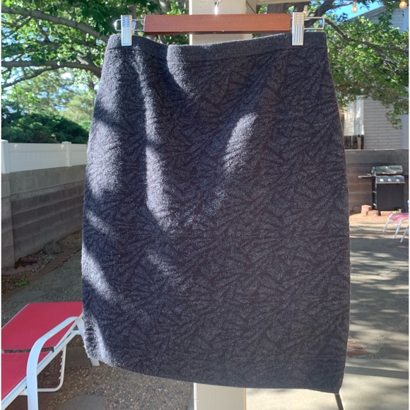 Eileen Fisher 51% wool knit pencil skirt size S - Picture 1 of 10